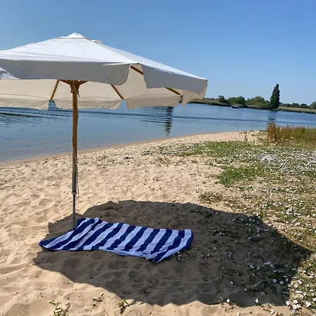 Lägenhet De Bommelerhoeve & Vakantiewoning