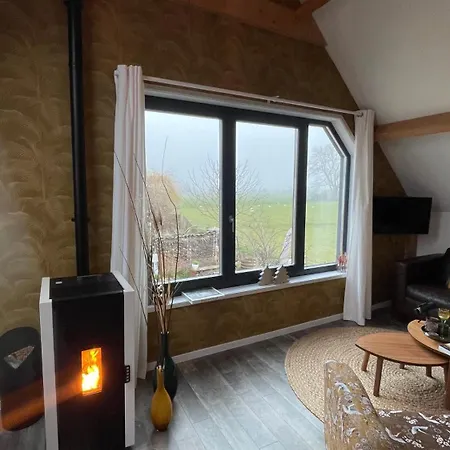 De Bommelerhoeve & Vakantiewoning Dirkje Poederoijen