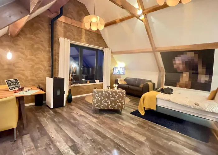 De Bommelerhoeve & Vakantiewoning *