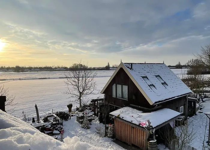 Lägenhet De Bommelerhoeve & Vakantiewoning