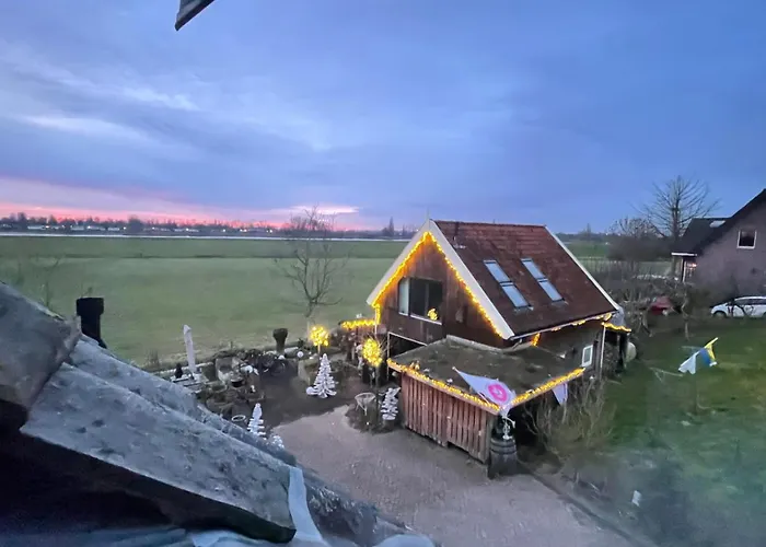 De Bommelerhoeve & Vakantiewoning *