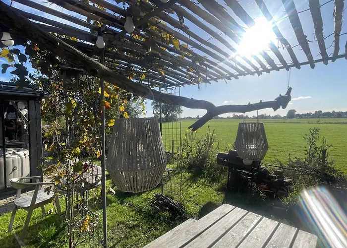 De Bommelerhoeve & Vakantiewoning * Poederoijen