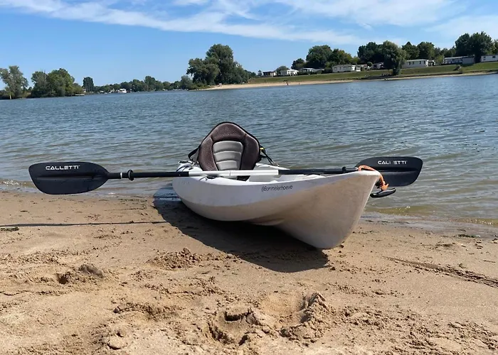 Lägenhet De Bommelerhoeve & Vakantiewoning *