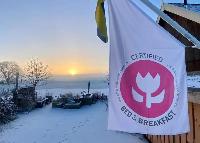 De Bommelerhoeve & Vakantiewoning