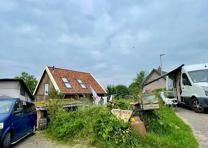 De Bommelerhoeve & Vakantiewoning *