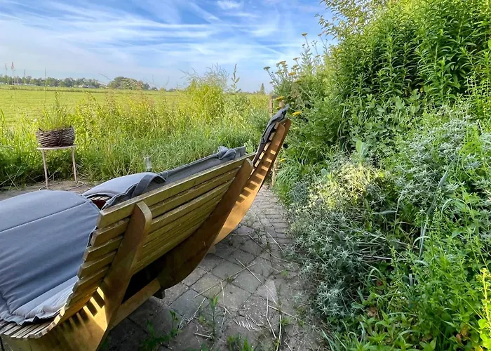 Lägenhet De Bommelerhoeve & Vakantiewoning