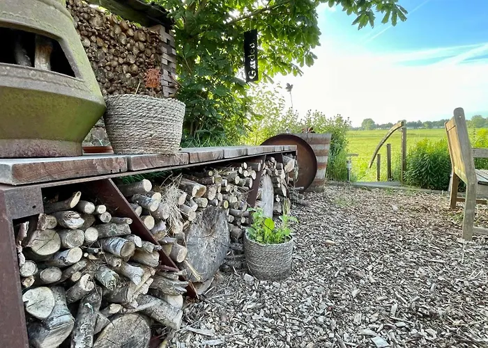 De Bommelerhoeve & Vakantiewoning