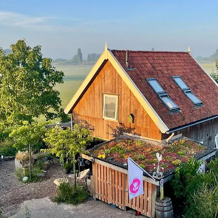 De Bommelerhoeve & Vakantiewoning Dirkje 아파트 *
